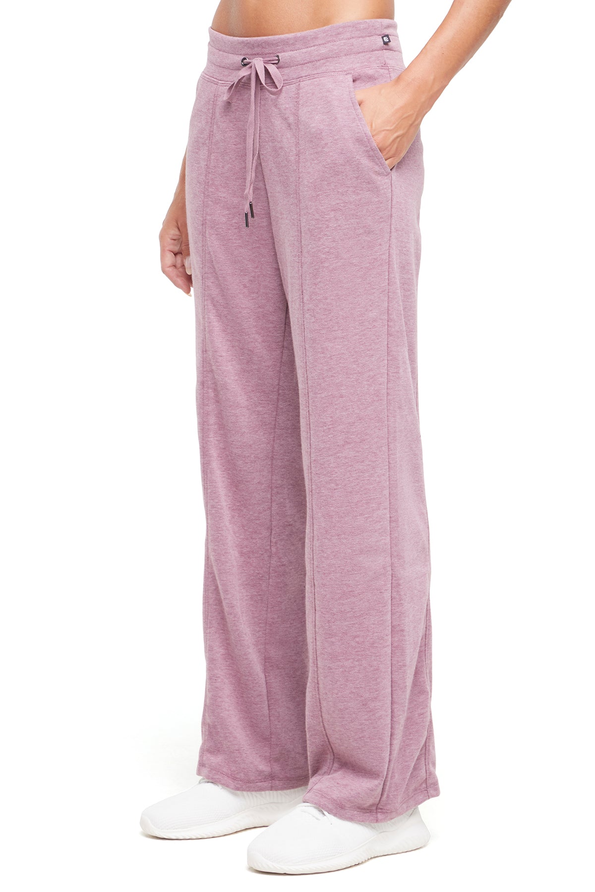 Lyla Pant – Marika