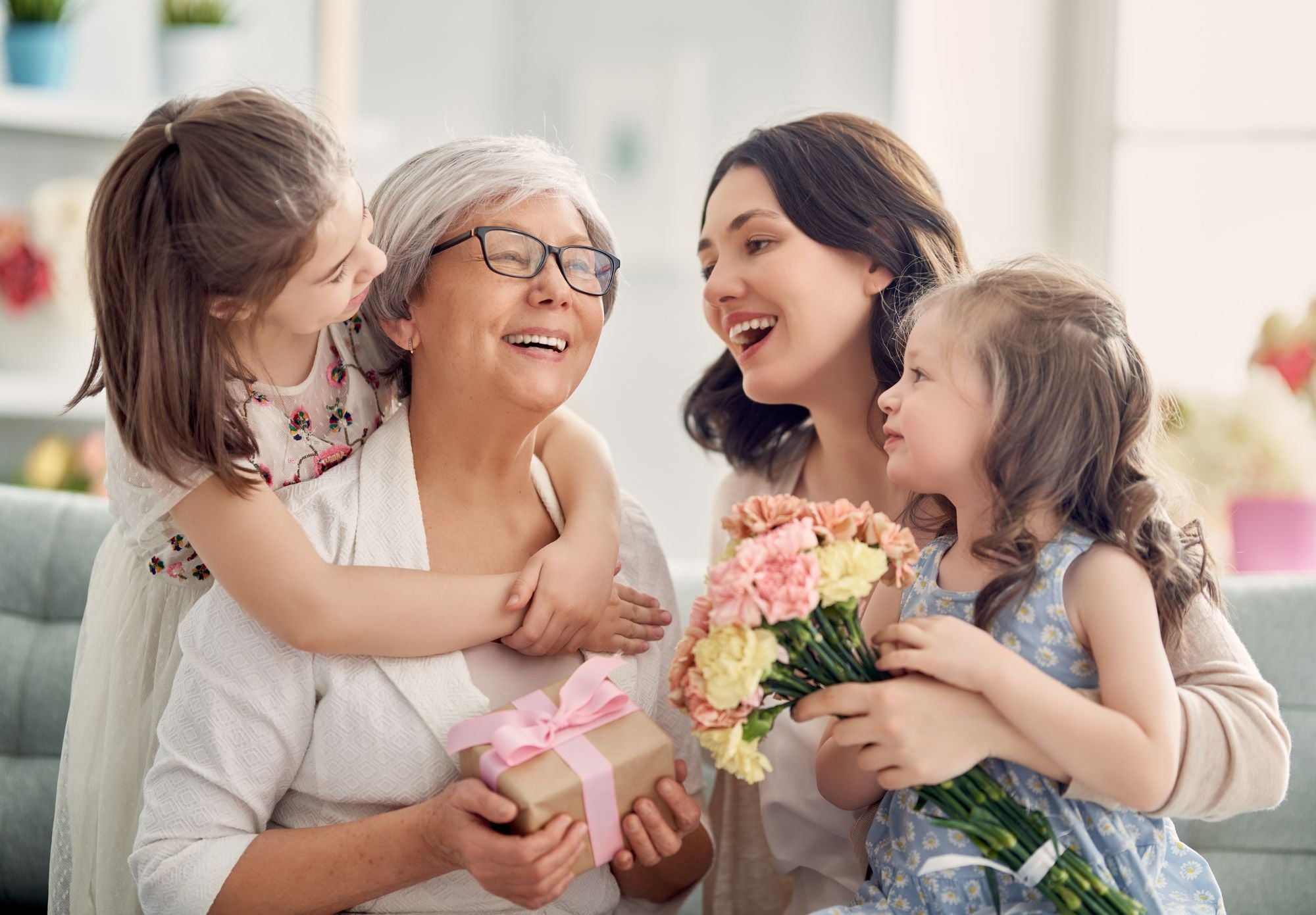 Celebrating Mother's Day: Fun Ideas for a Memorable Family Day – Marika