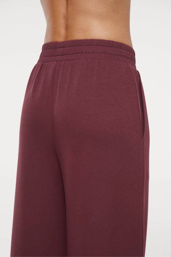 Sage Wide Leg Pant, side view showing pocket placement, showing visible design features and texture of the durable stretch fabric.. #color_fig