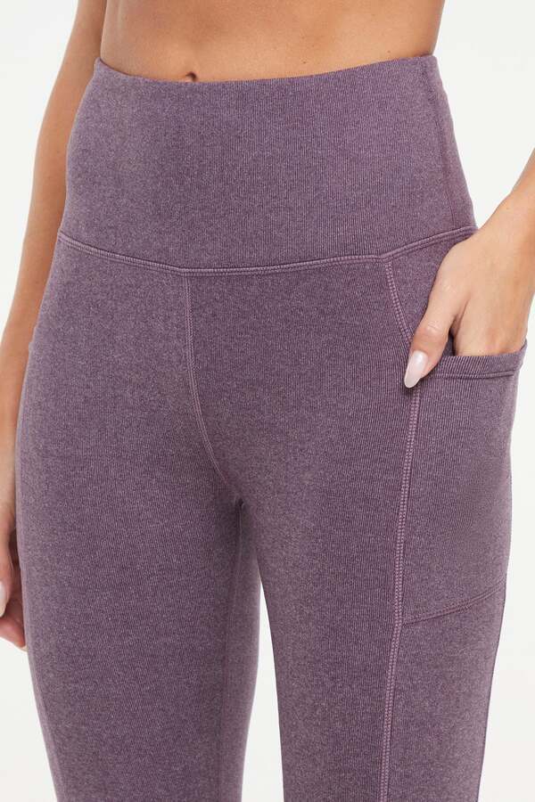 Riley Side Pocket Legging - Heather Plum Perfect, close-up view of fabric and stitching, showing visible design features and texture of the stretch.. 