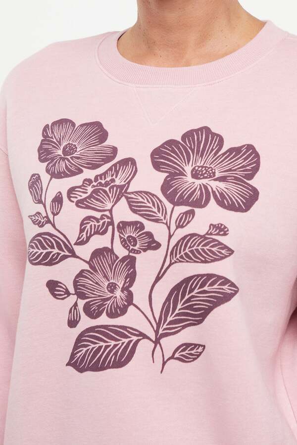 Meira Fleece Sweatshirt, alternate angle view, showing visible design features and texture of the soft knit fabric.. #color_heather-zephyr-floral-outlines