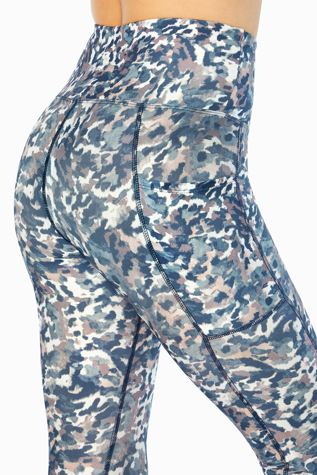 MARIKA Charcoal & Blue Camouflage Print Capri Legging - Large